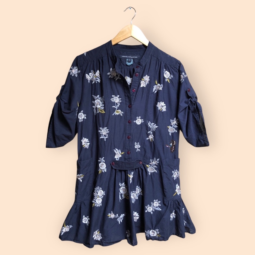 French Connection Navy Blue Floral Embroidered Button Front Blouse Top Women’s 6